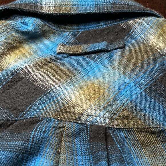 Legendary Whitetails Cotton Flannel Long Sleeve Men’s Size Small - Picture 4 of 5